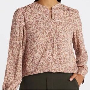 NEW…Violet & Roses Floral Long Sleeve Blouse